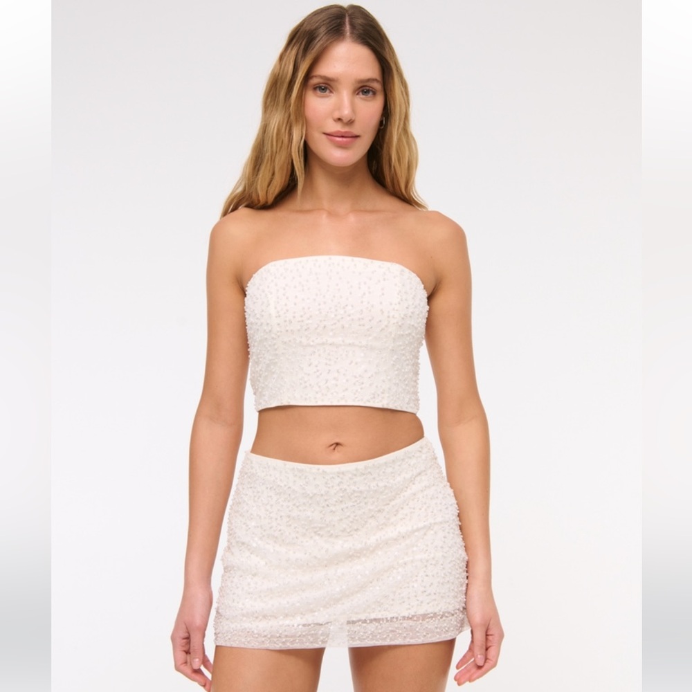 The A&F Scarlett Mid Rise Beaded Mini Skort (XXL) + Tube Top (XL)